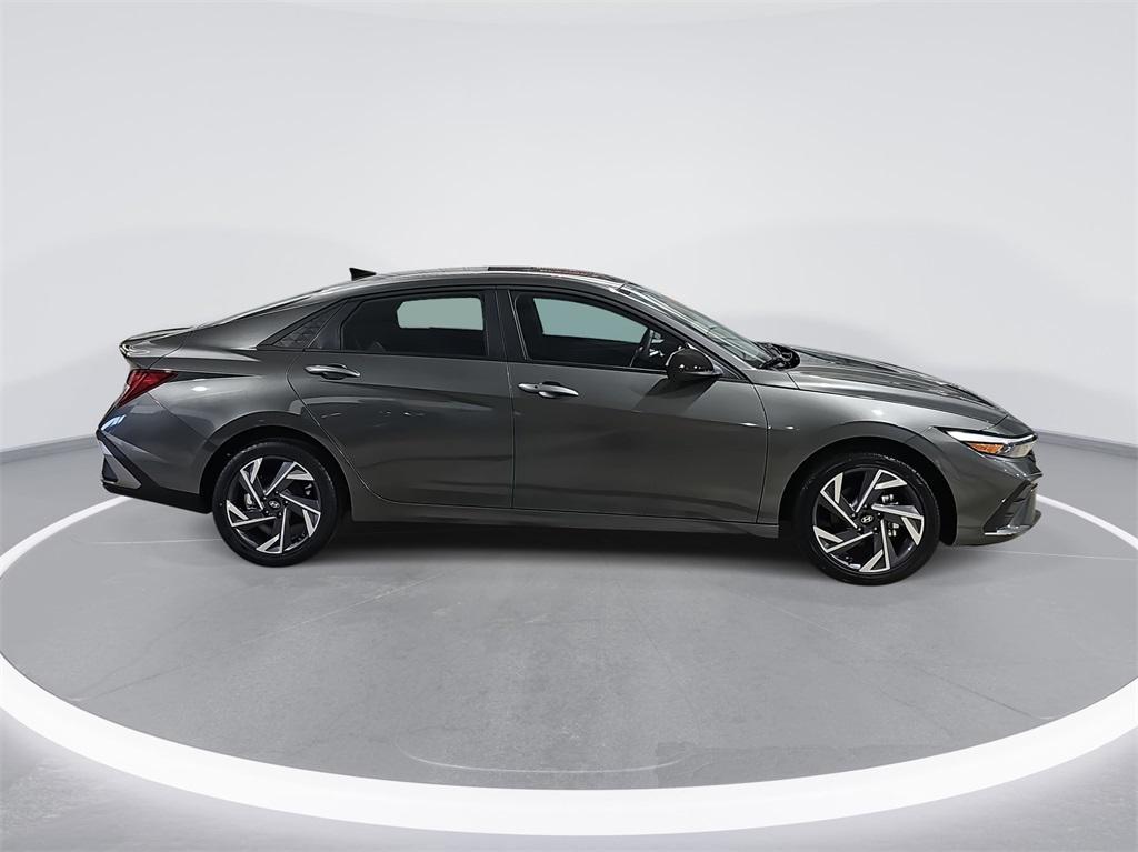 new 2025 Hyundai ELANTRA HEV car, priced at $23,731
