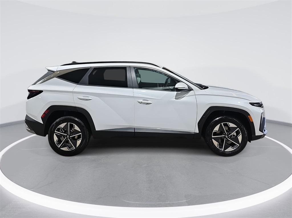 new 2026 Hyundai TUCSON Hybrid car, priced at $33,166