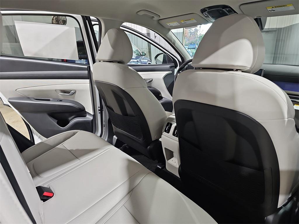 new 2026 Hyundai TUCSON Hybrid car, priced at $33,166