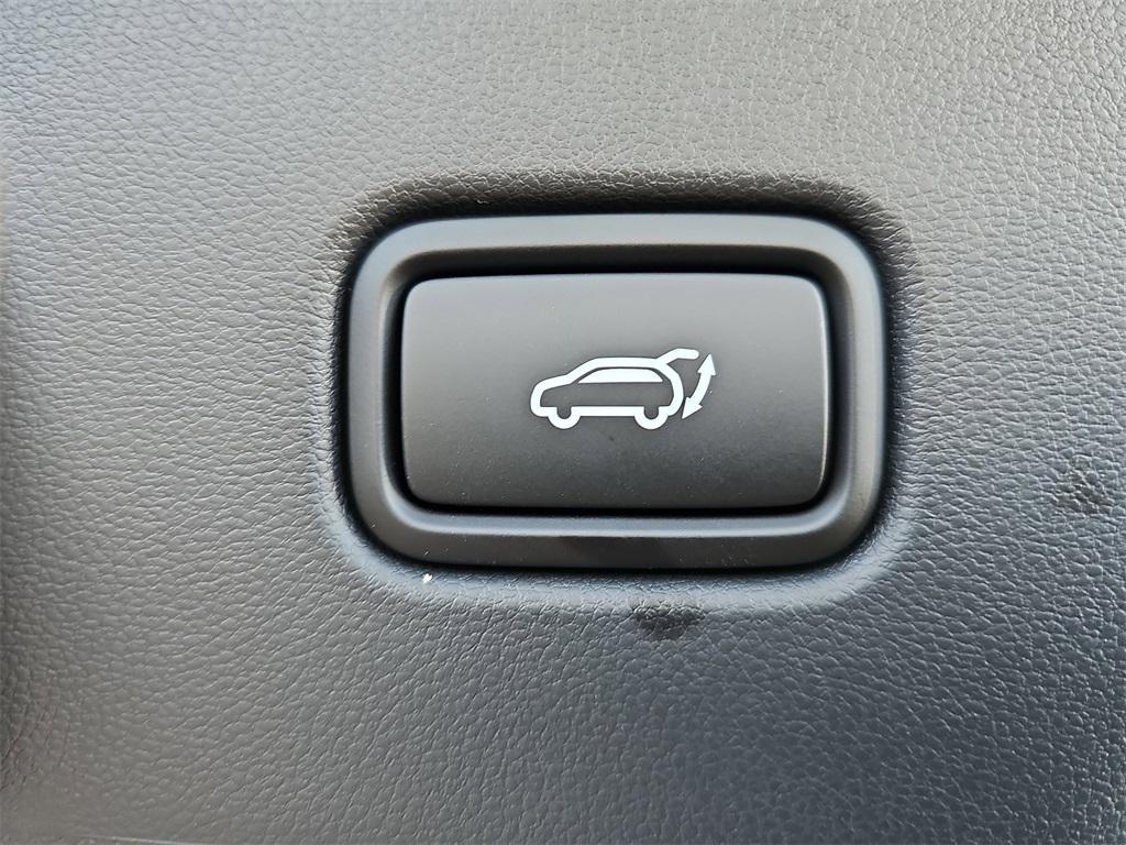 new 2026 Hyundai TUCSON Hybrid car, priced at $33,503