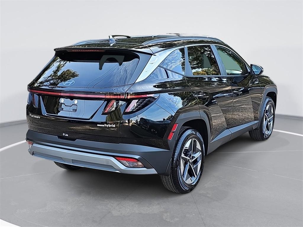 new 2026 Hyundai TUCSON Hybrid car, priced at $33,503