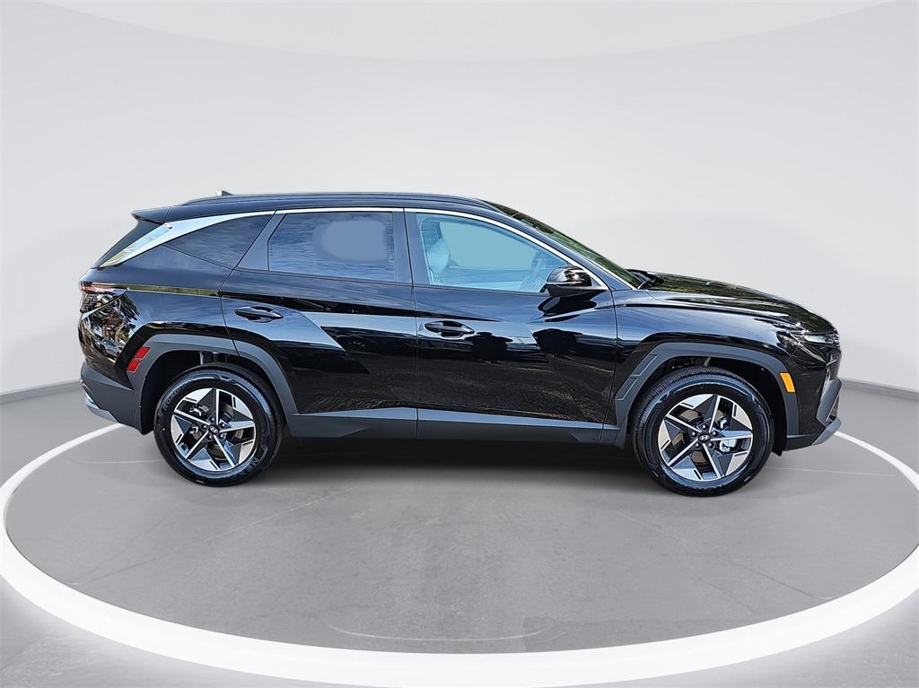 new 2026 Hyundai TUCSON Hybrid car, priced at $33,503