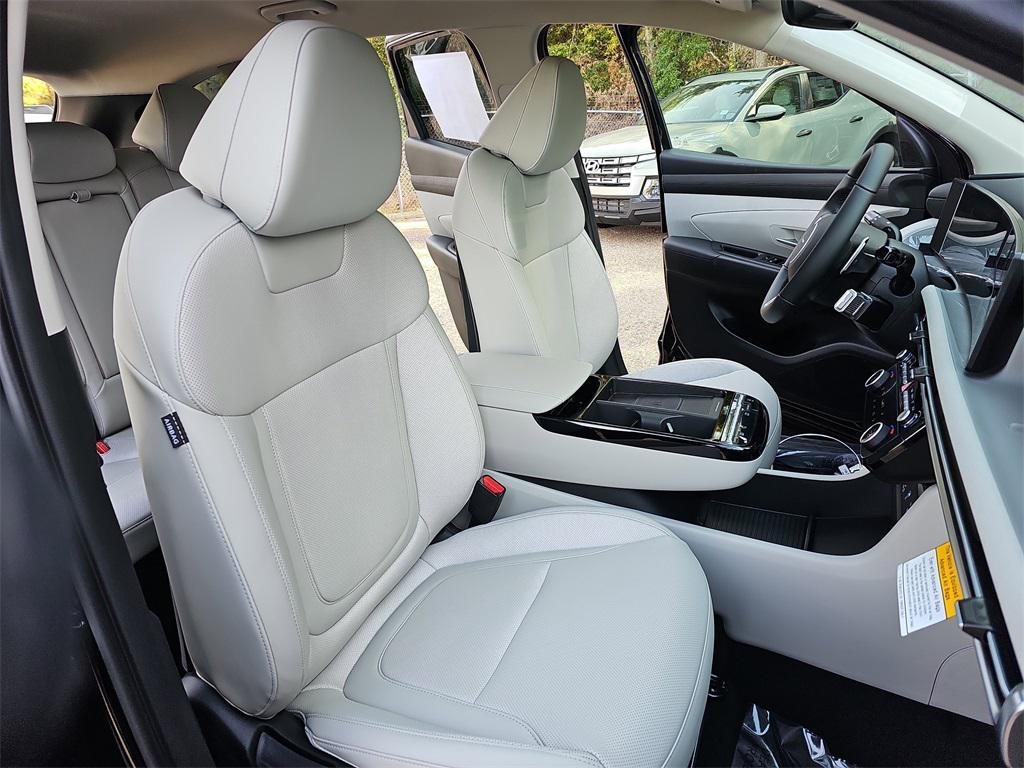 new 2026 Hyundai TUCSON Hybrid car, priced at $33,503