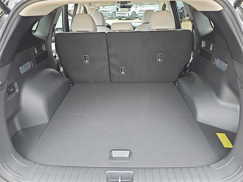 new 2026 Hyundai TUCSON Hybrid car, priced at $32,419