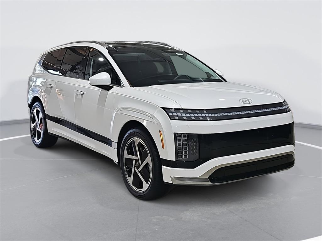 new 2026 Hyundai IONIQ 9 car, priced at $72,581