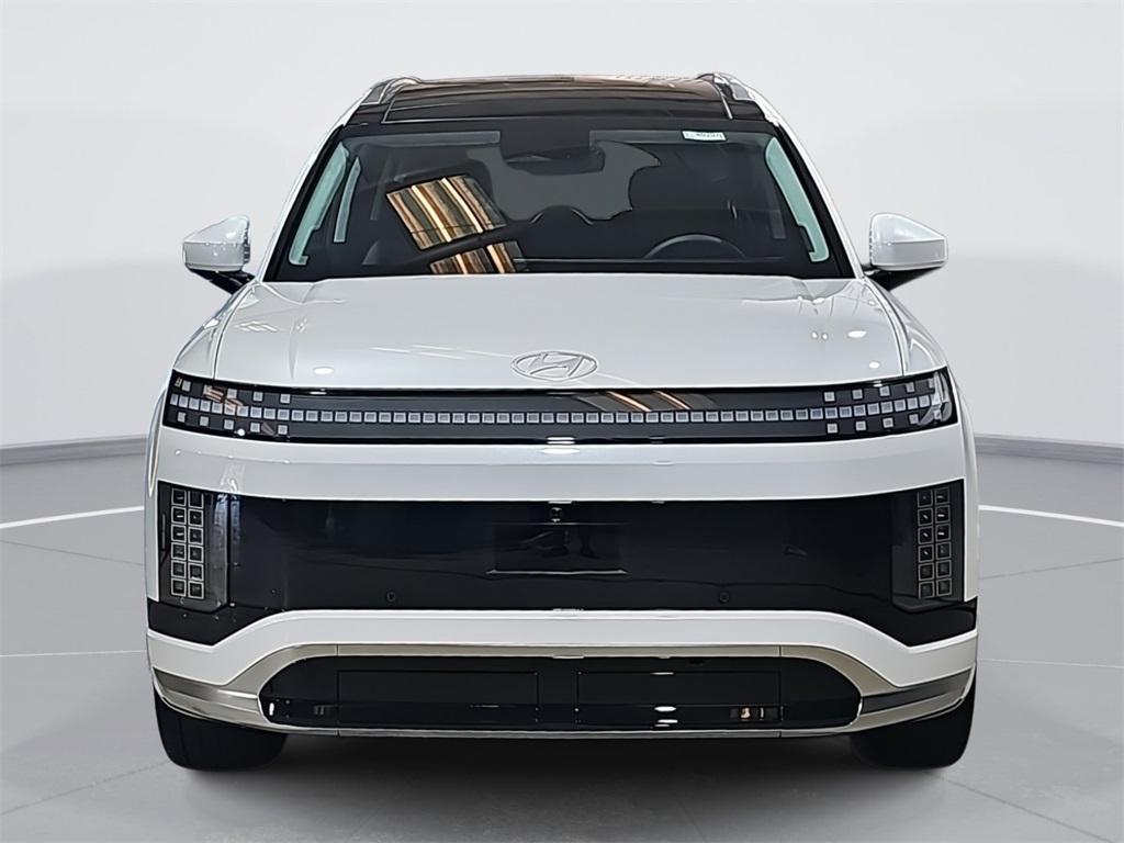 new 2026 Hyundai IONIQ 9 car, priced at $72,581