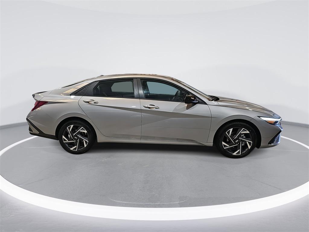 new 2025 Hyundai Elantra car, priced at $21,899