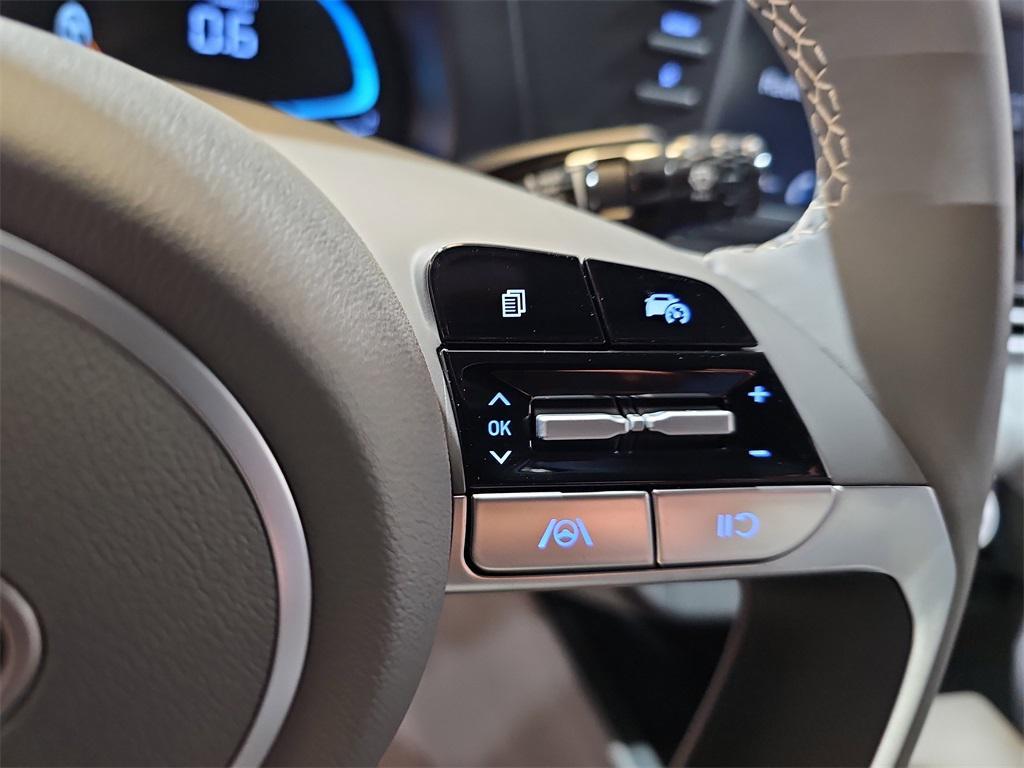 new 2025 Hyundai Elantra car, priced at $21,899