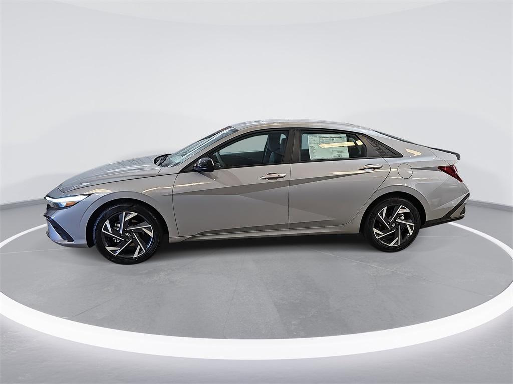 new 2025 Hyundai Elantra car, priced at $21,899