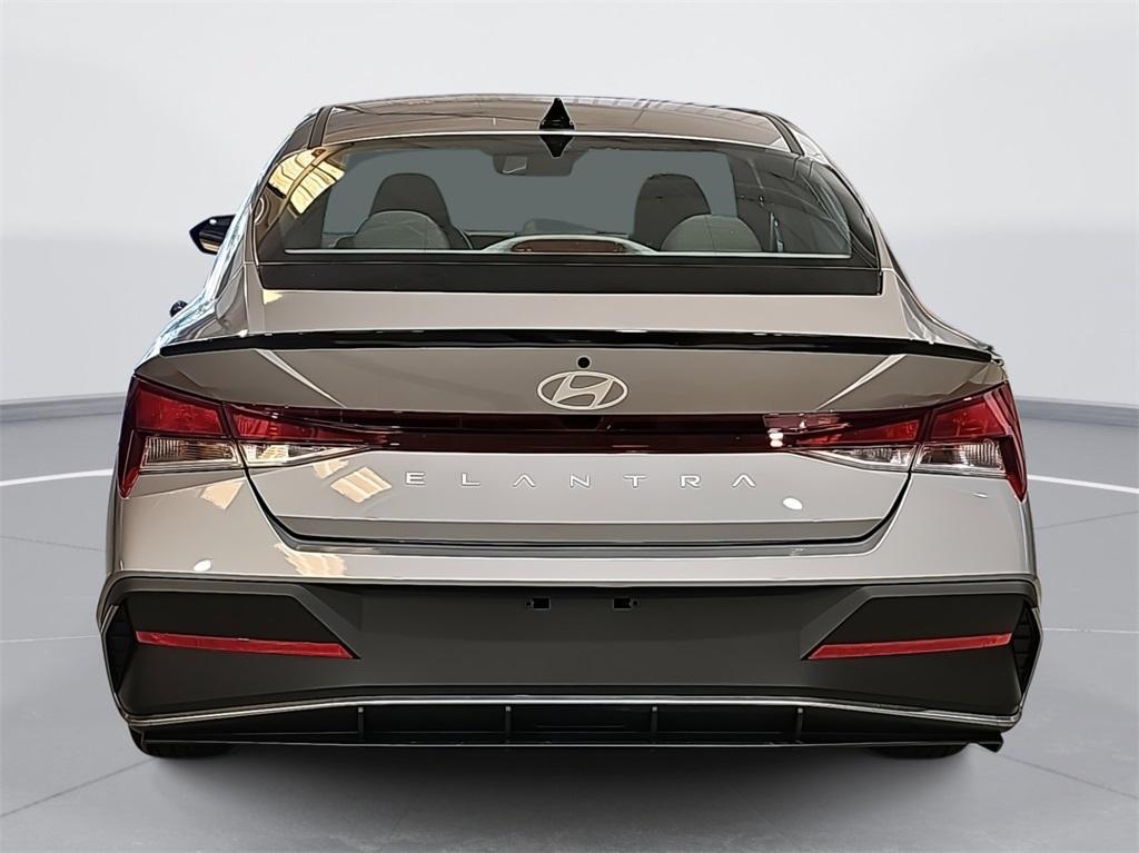 new 2025 Hyundai Elantra car, priced at $21,899