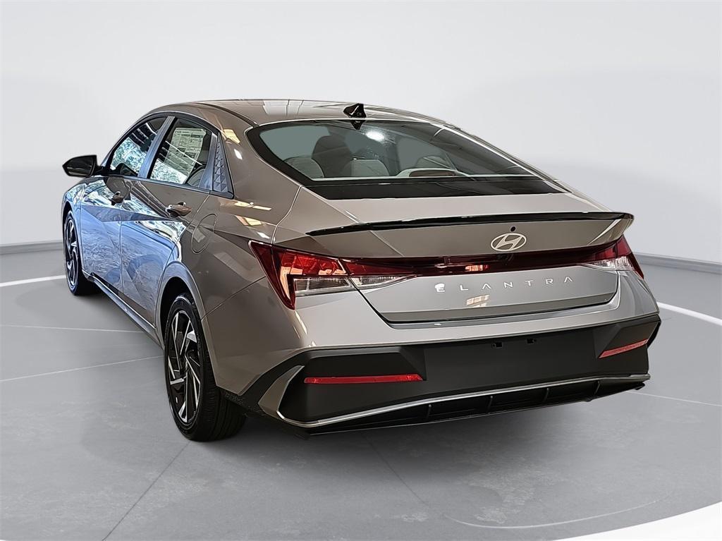 new 2025 Hyundai Elantra car, priced at $21,899