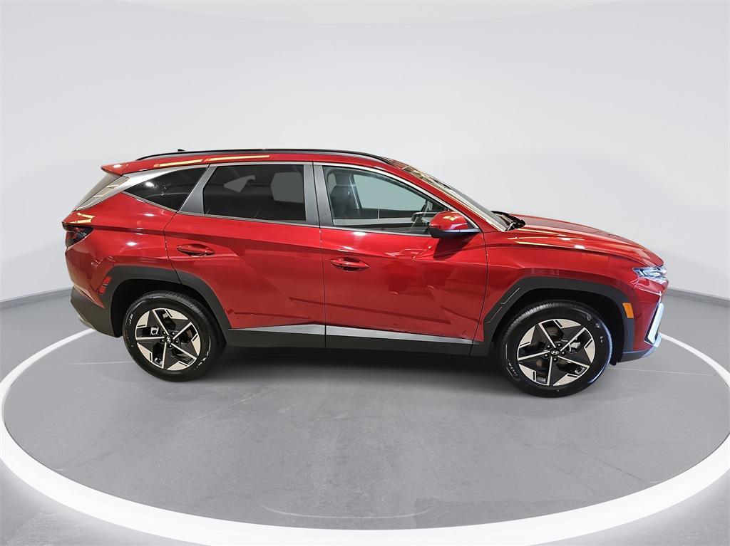 new 2026 Hyundai TUCSON Hybrid car, priced at $32,761