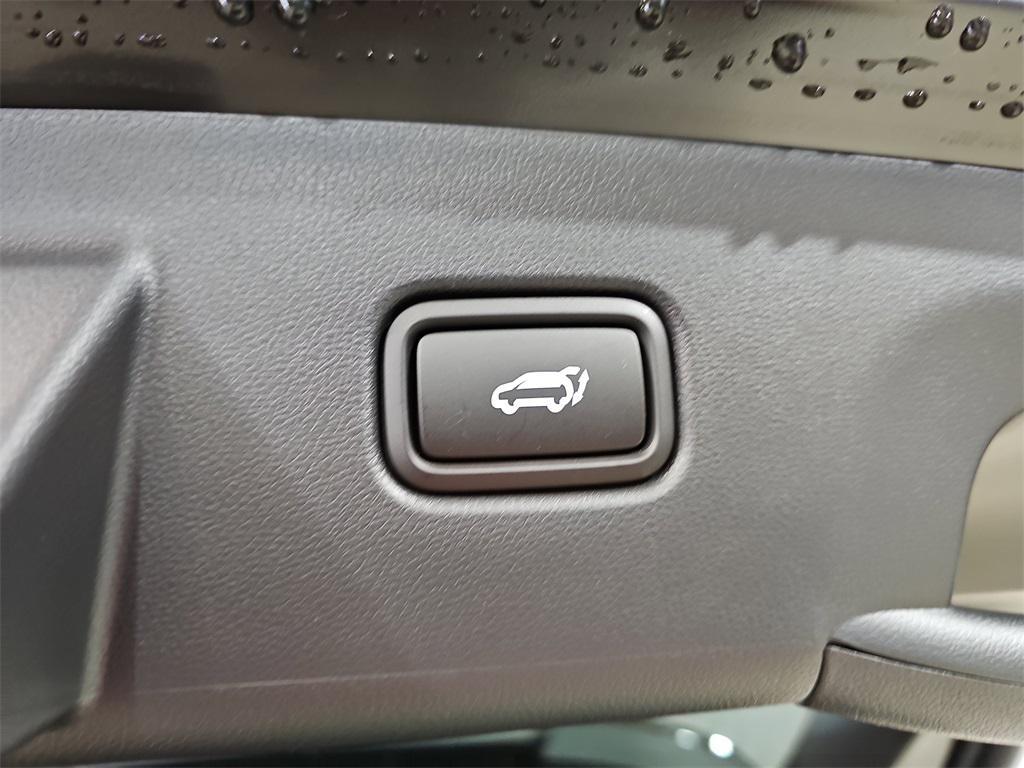 new 2026 Hyundai TUCSON Hybrid car, priced at $33,436