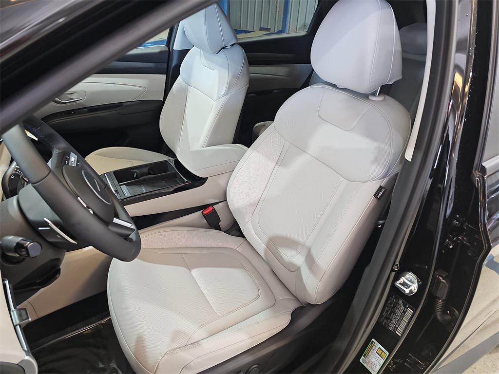 new 2026 Hyundai TUCSON Hybrid car, priced at $33,436