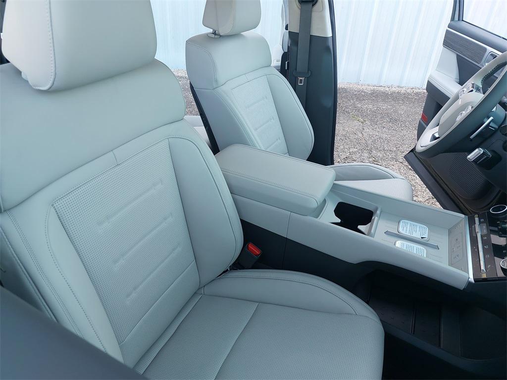 new 2026 Hyundai SANTA FE HEV car, priced at $47,151