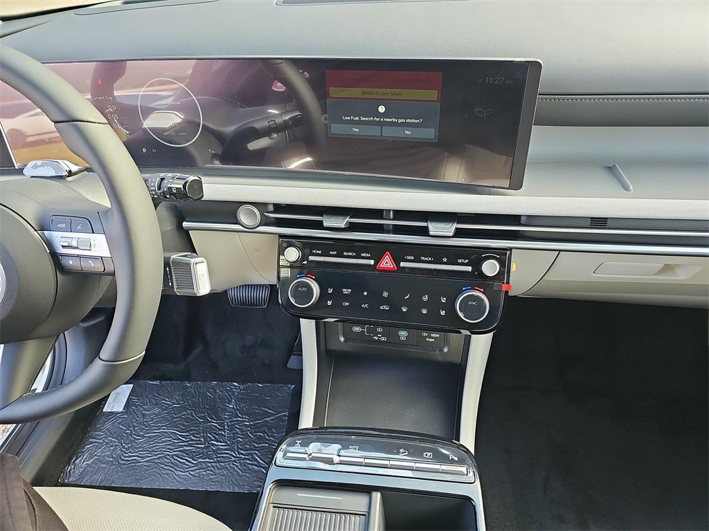 new 2026 Hyundai TUCSON Hybrid car, priced at $40,177