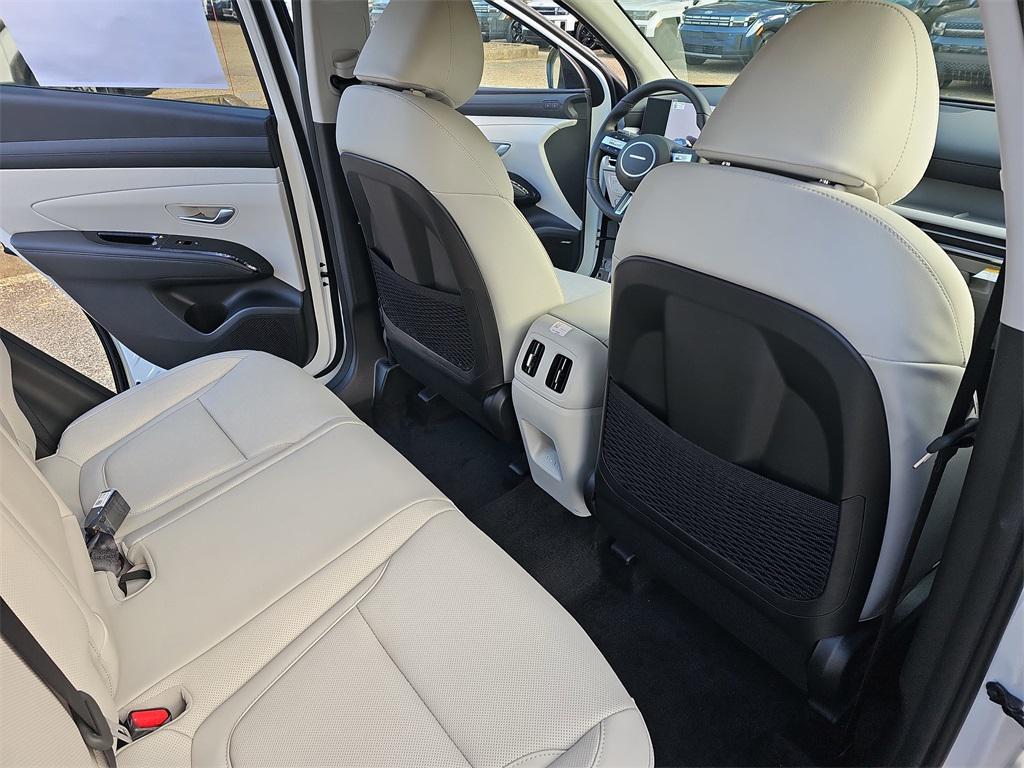 new 2026 Hyundai TUCSON Hybrid car, priced at $40,177