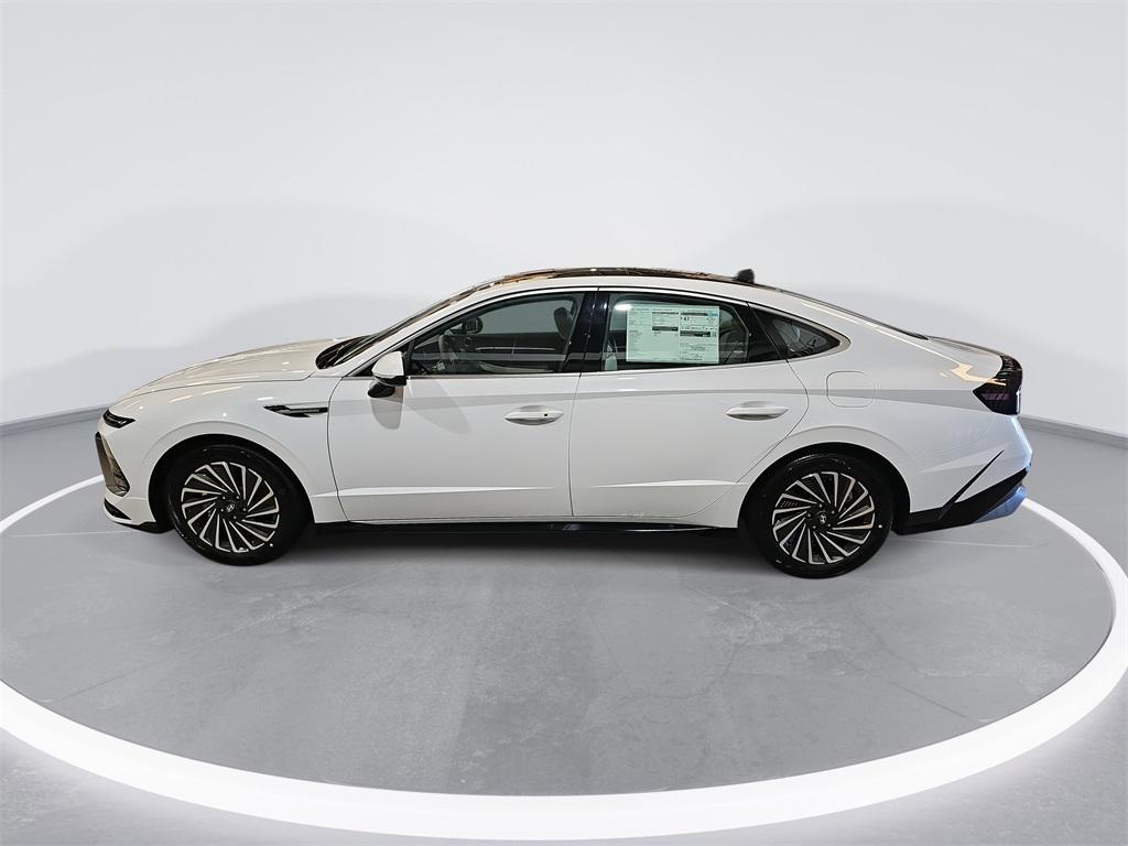 new 2026 Hyundai Sonata Hybrid car, priced at $33,531