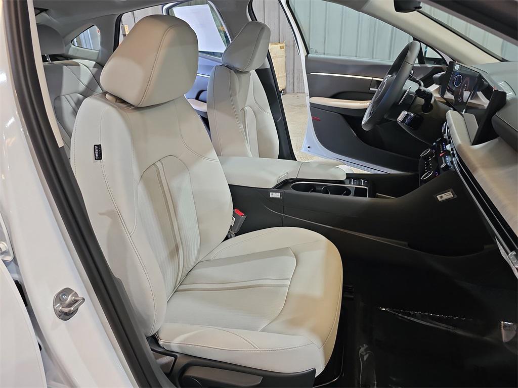 new 2026 Hyundai Sonata Hybrid car, priced at $33,531