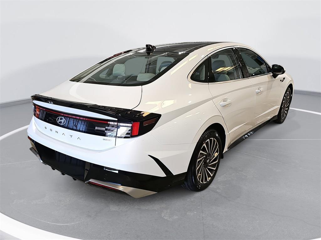 new 2026 Hyundai Sonata Hybrid car, priced at $33,531