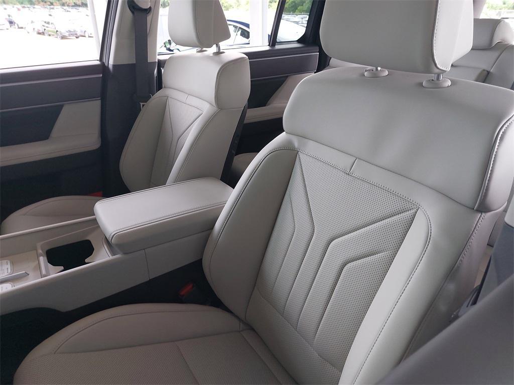 new 2026 Hyundai Santa Fe car, priced at $37,871