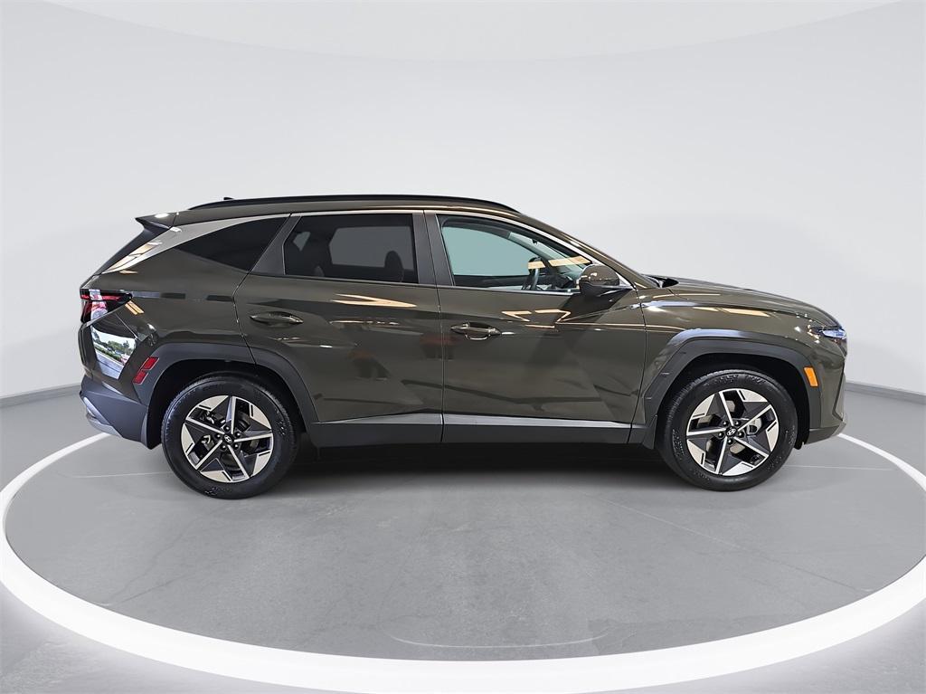 new 2026 Hyundai Tucson car, priced at $29,275
