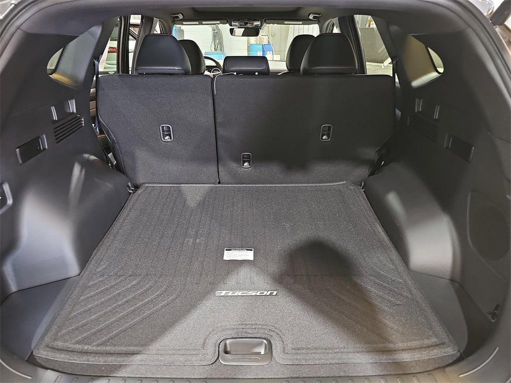 new 2025 Hyundai TUCSON Hybrid car, priced at $40,740