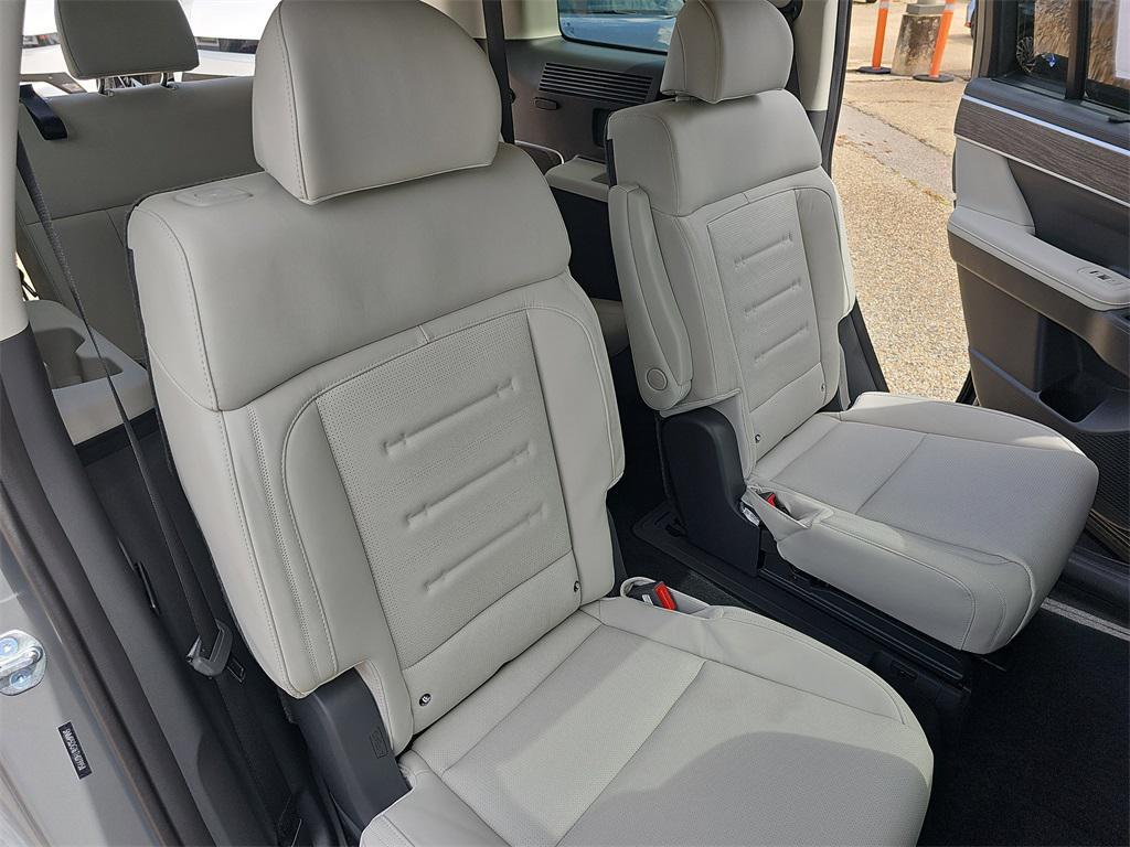 new 2026 Hyundai SANTA FE HEV car, priced at $47,151