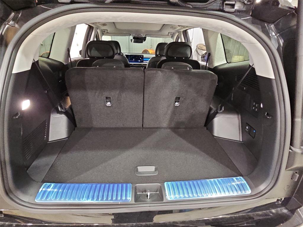 new 2026 Hyundai IONIQ 9 car, priced at $72,461