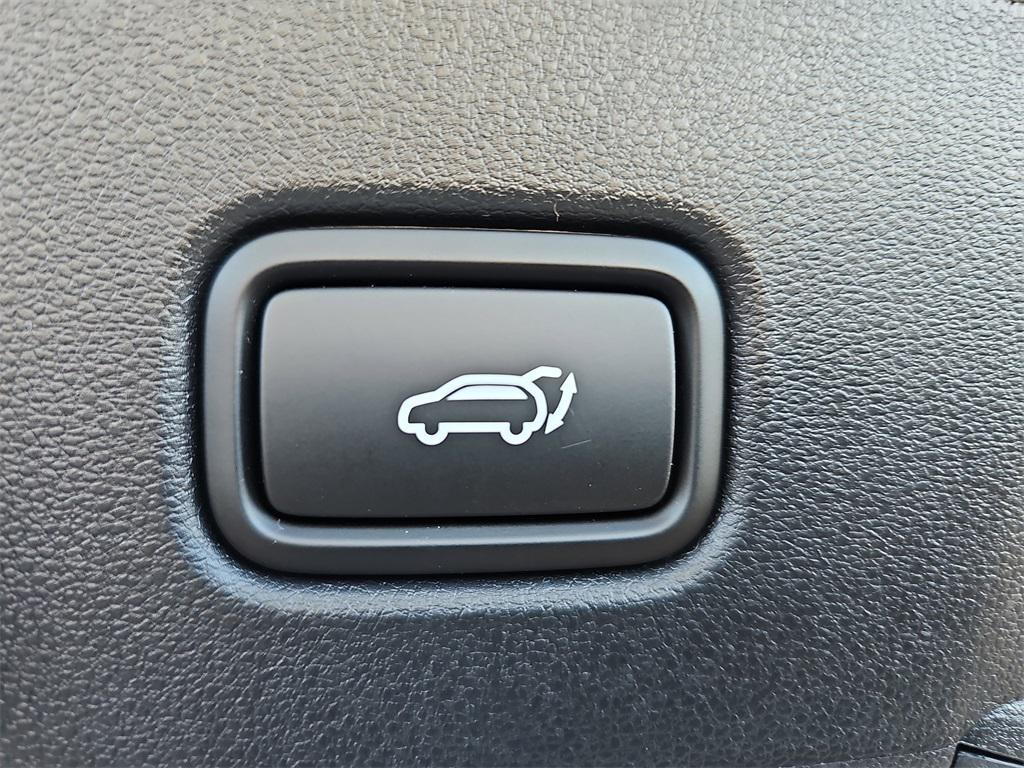 new 2026 Hyundai Tucson car, priced at $38,358