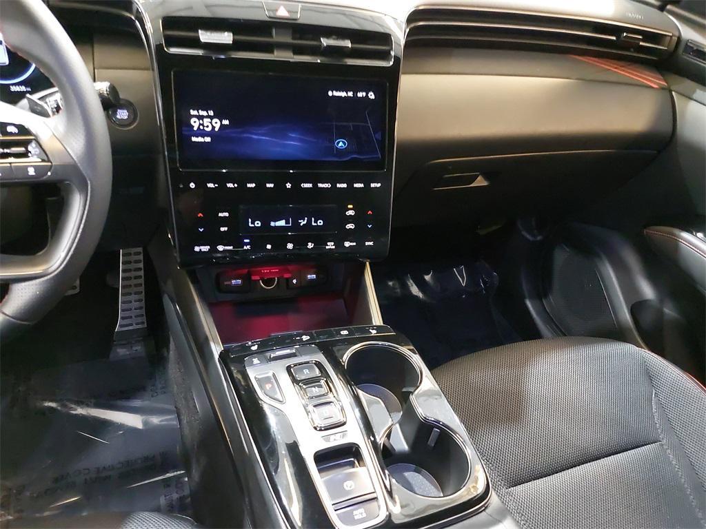 used 2024 Hyundai TUCSON Hybrid car, priced at $27,922