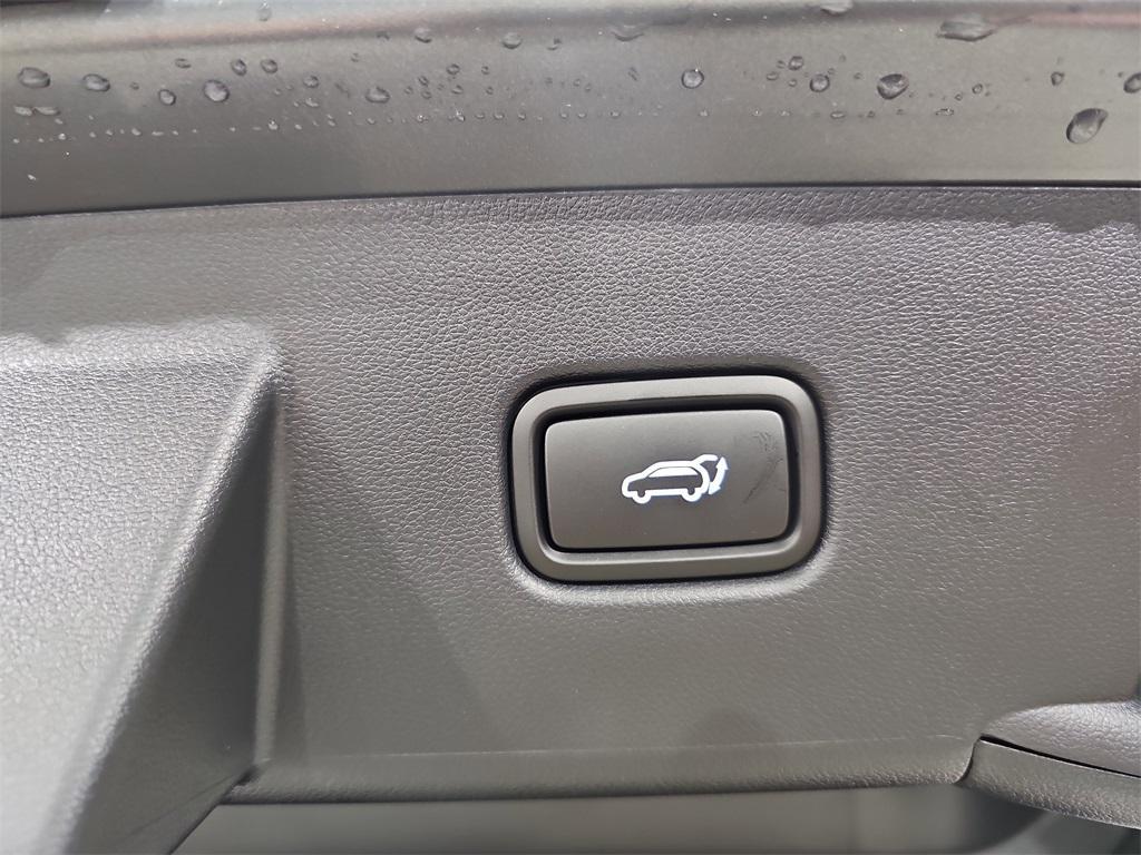 new 2025 Hyundai TUCSON Hybrid car, priced at $31,904