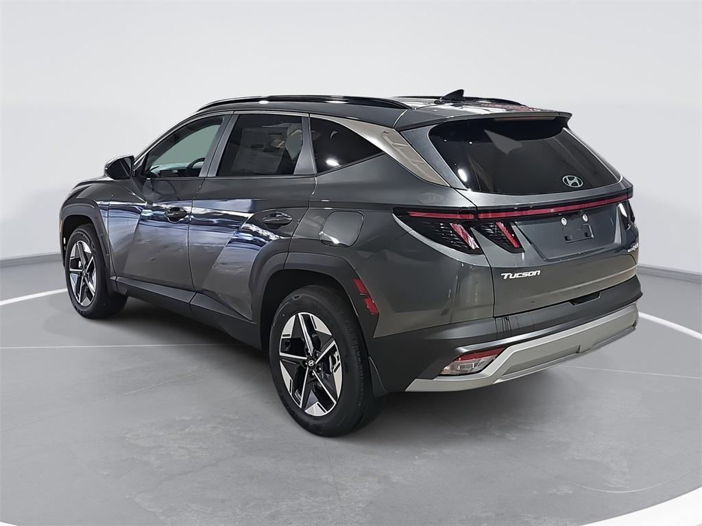 new 2025 Hyundai TUCSON Hybrid car, priced at $31,904
