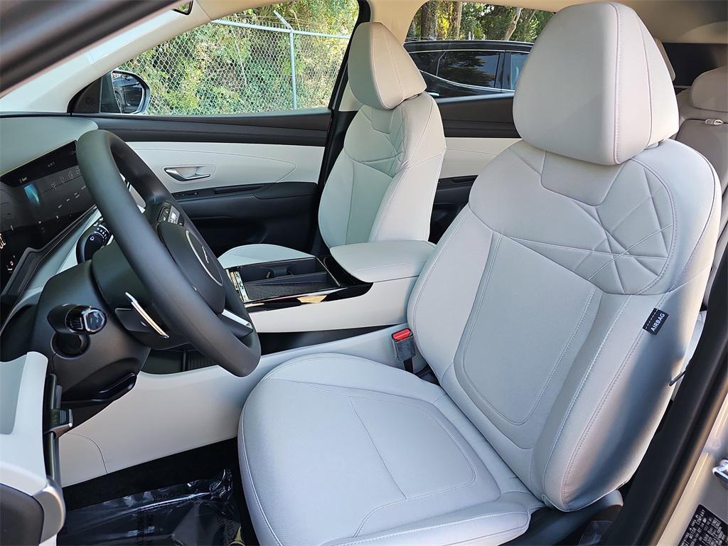 new 2026 Hyundai TUCSON Hybrid car, priced at $32,263