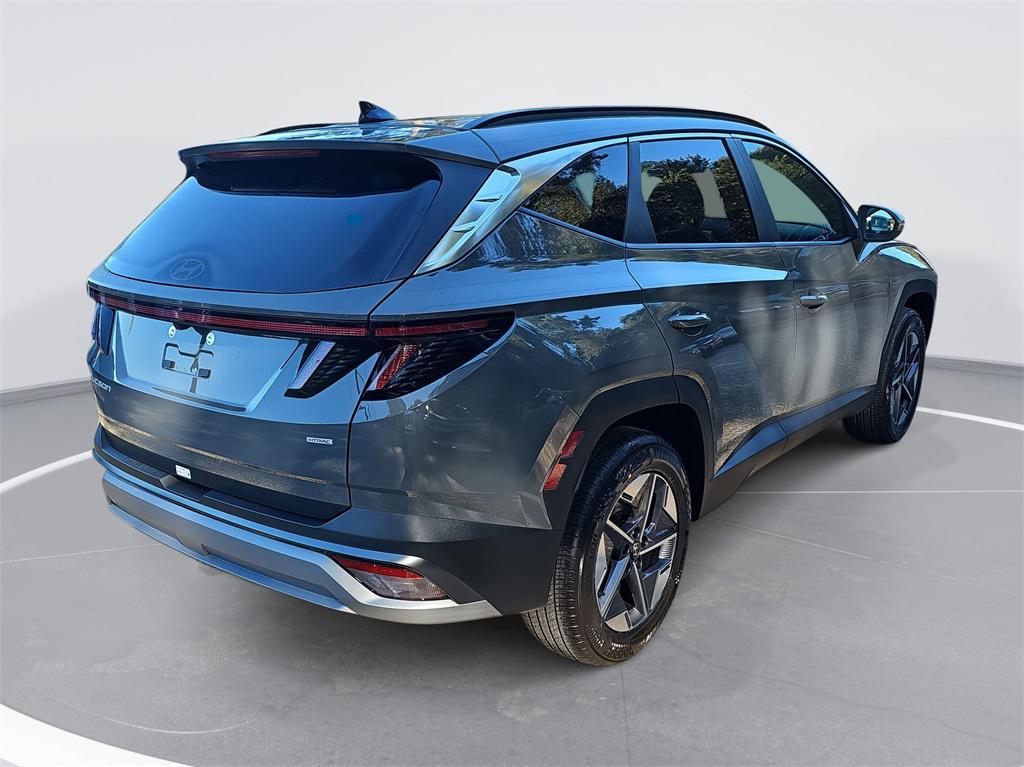 new 2026 Hyundai Tucson car, priced at $33,882