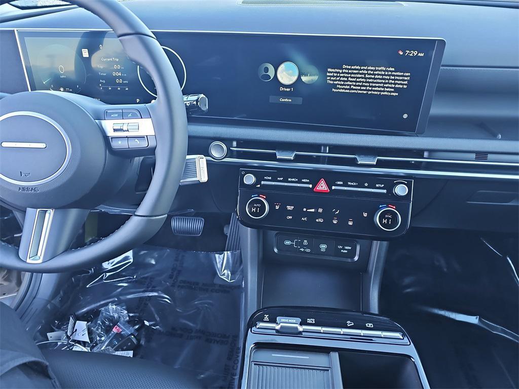 new 2026 Hyundai TUCSON Hybrid car, priced at $33,475