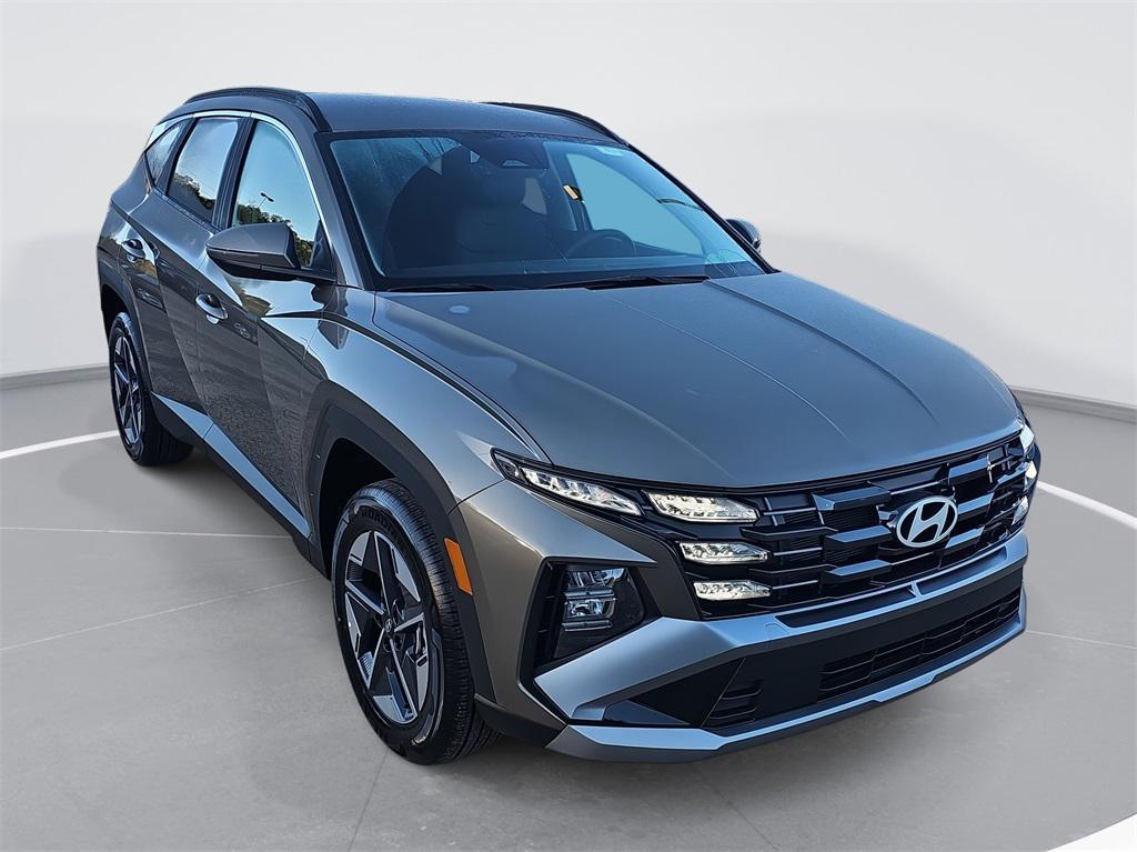 new 2026 Hyundai TUCSON Hybrid car, priced at $33,475