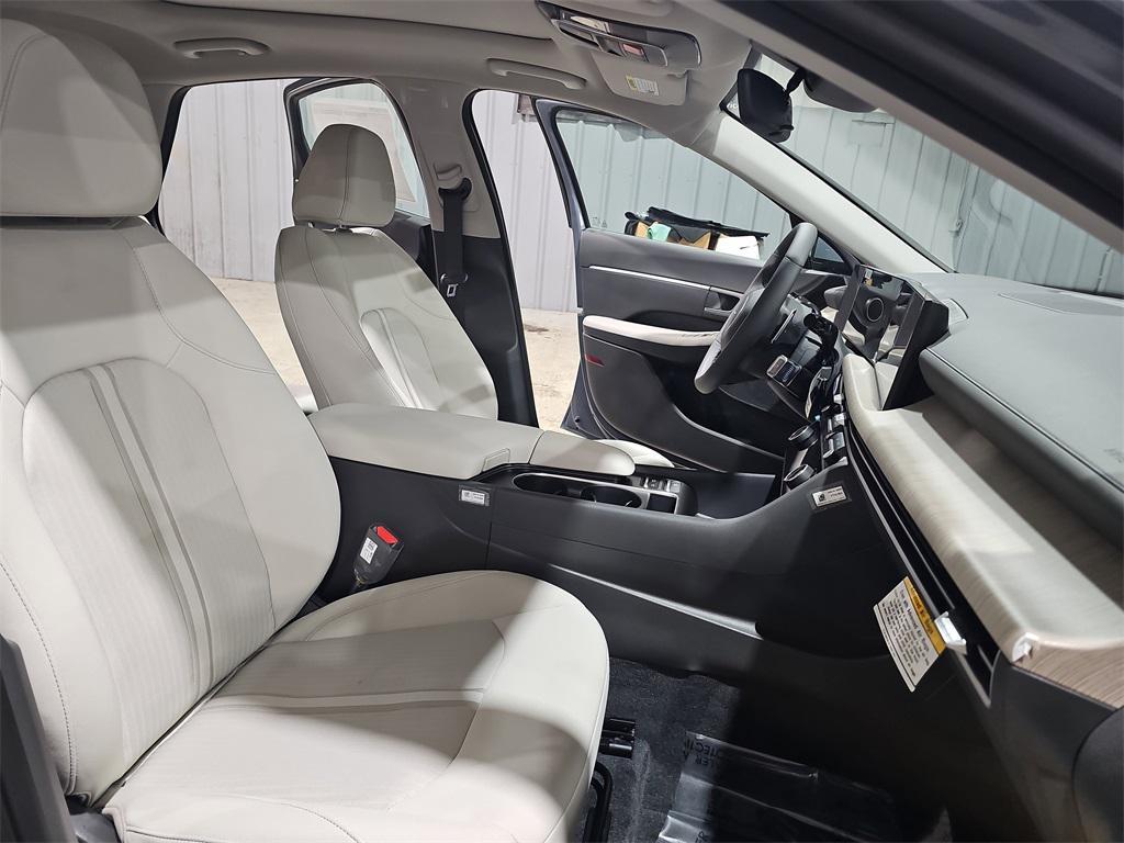 new 2026 Hyundai Sonata Hybrid car, priced at $33,053