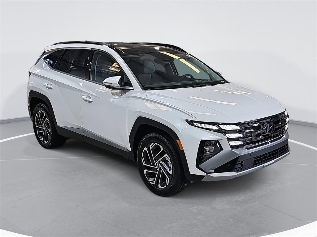 new 2026 Hyundai TUCSON Hybrid car, priced at $40,177