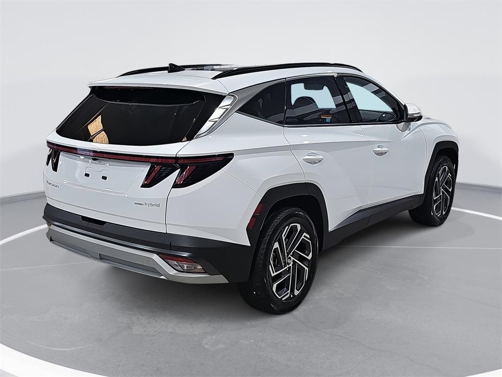 new 2026 Hyundai TUCSON Hybrid car, priced at $40,177