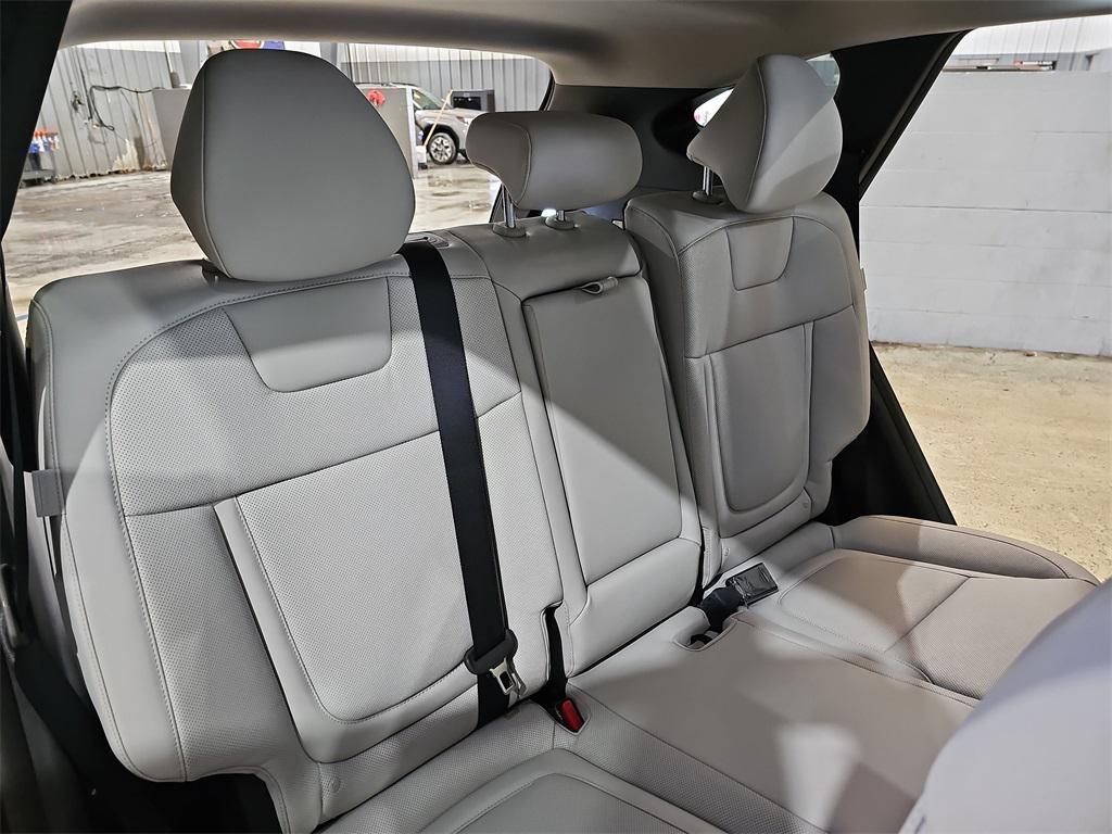 new 2026 Hyundai TUCSON Hybrid car, priced at $40,177