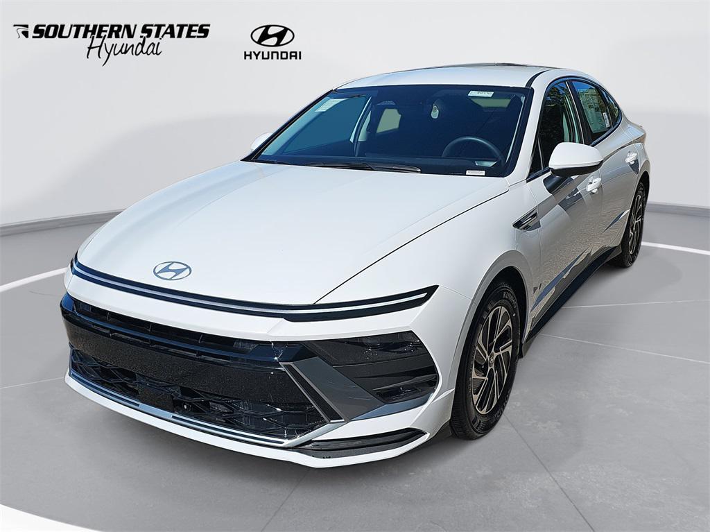 new 2026 Hyundai Sonata Hybrid car, priced at $30,355