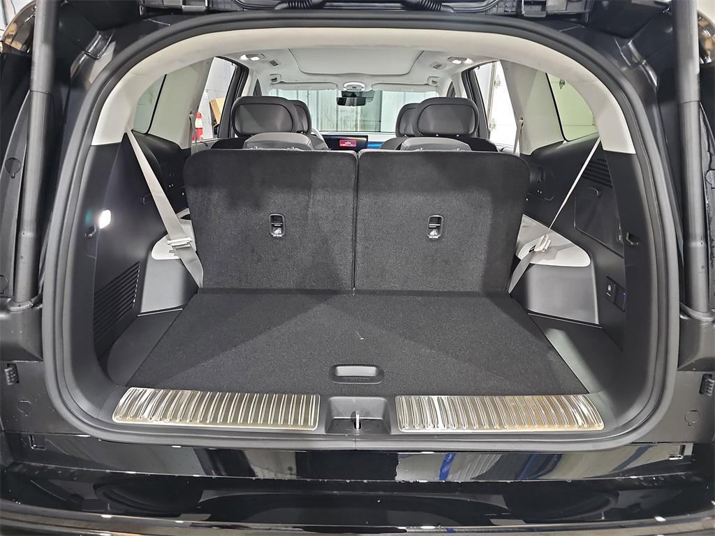 new 2026 Hyundai IONIQ 9 car, priced at $72,081