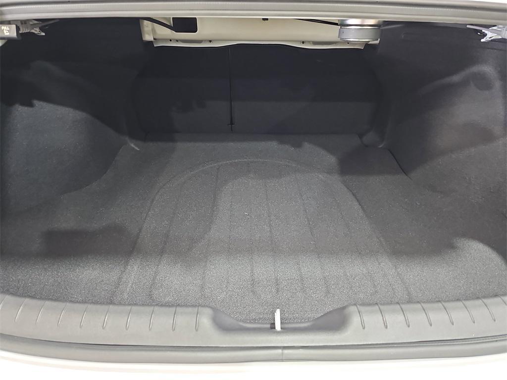 new 2025 Hyundai ELANTRA HEV car, priced at $25,744