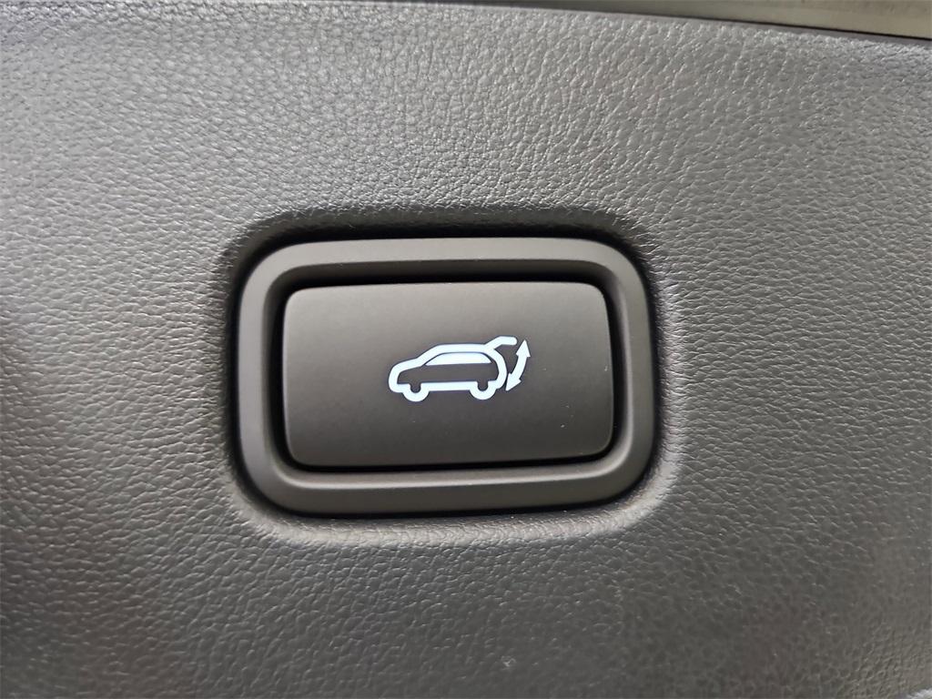 new 2026 Hyundai TUCSON Hybrid car, priced at $32,162