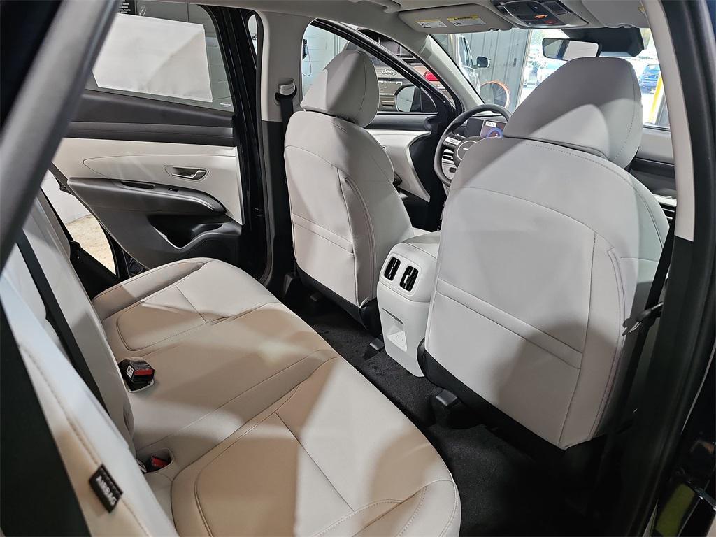 new 2026 Hyundai TUCSON Hybrid car, priced at $32,162
