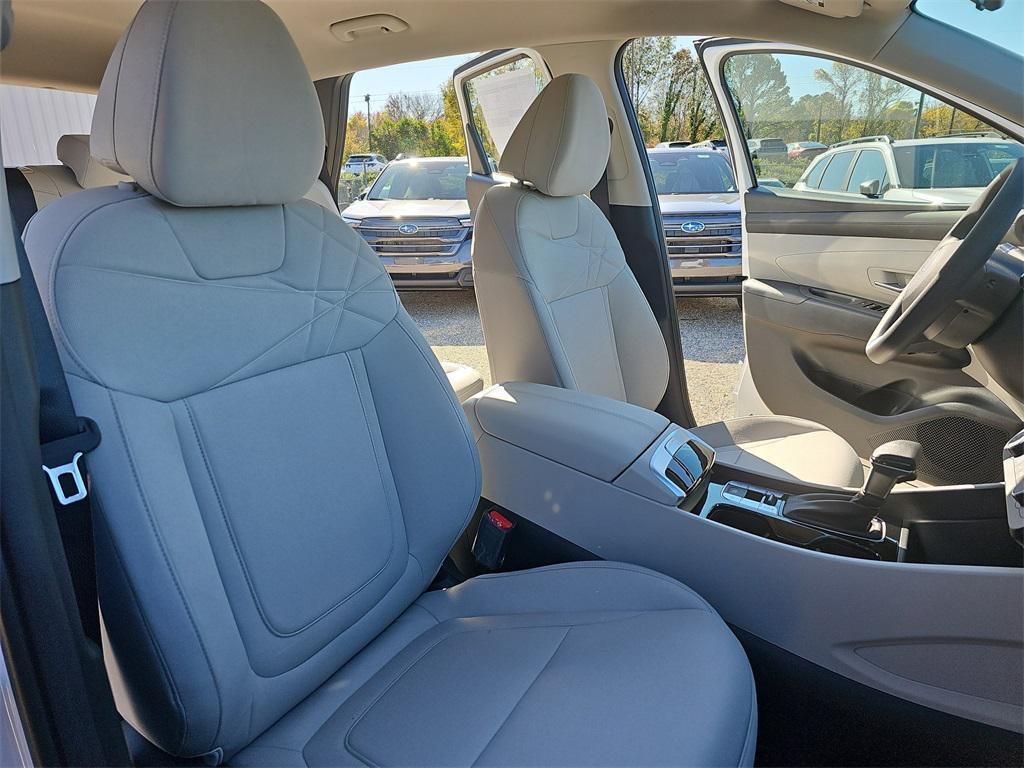 new 2026 Hyundai Tucson car, priced at $28,294