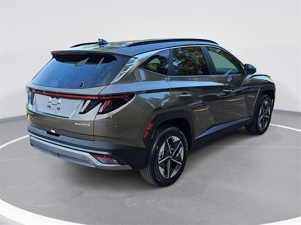 new 2026 Hyundai TUCSON Hybrid car, priced at $33,377