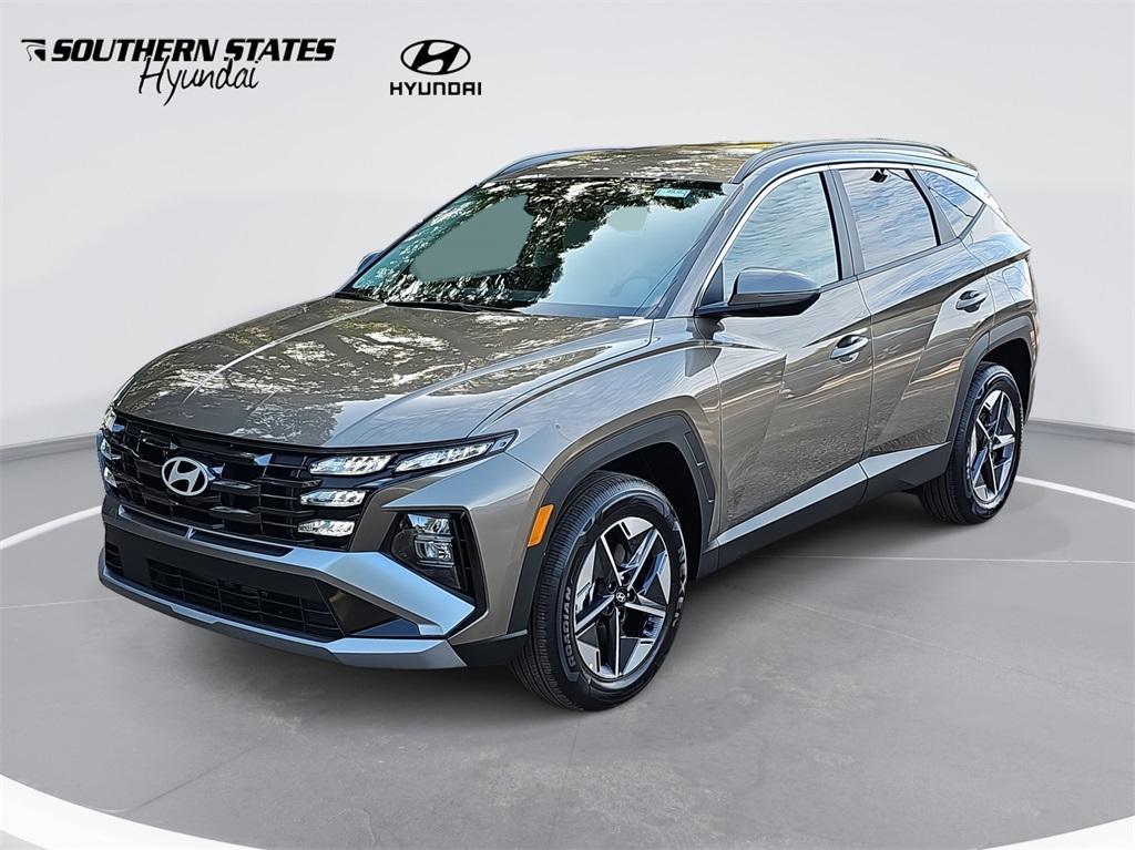 new 2026 Hyundai TUCSON Hybrid car, priced at $33,377