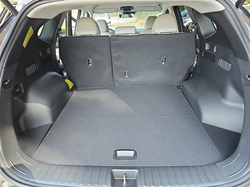 new 2026 Hyundai TUCSON Hybrid car, priced at $33,377